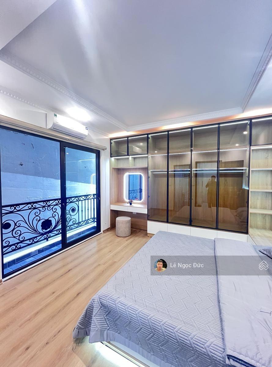 GIÁ TỐT NHẤT THỜI ĐIỂM HIỆN TẠI - NHÀ 10 TỶ - CÓ THANG MÁY - NGÕ THÔNG BA GÁC ĐUA GẦN PHỐ.