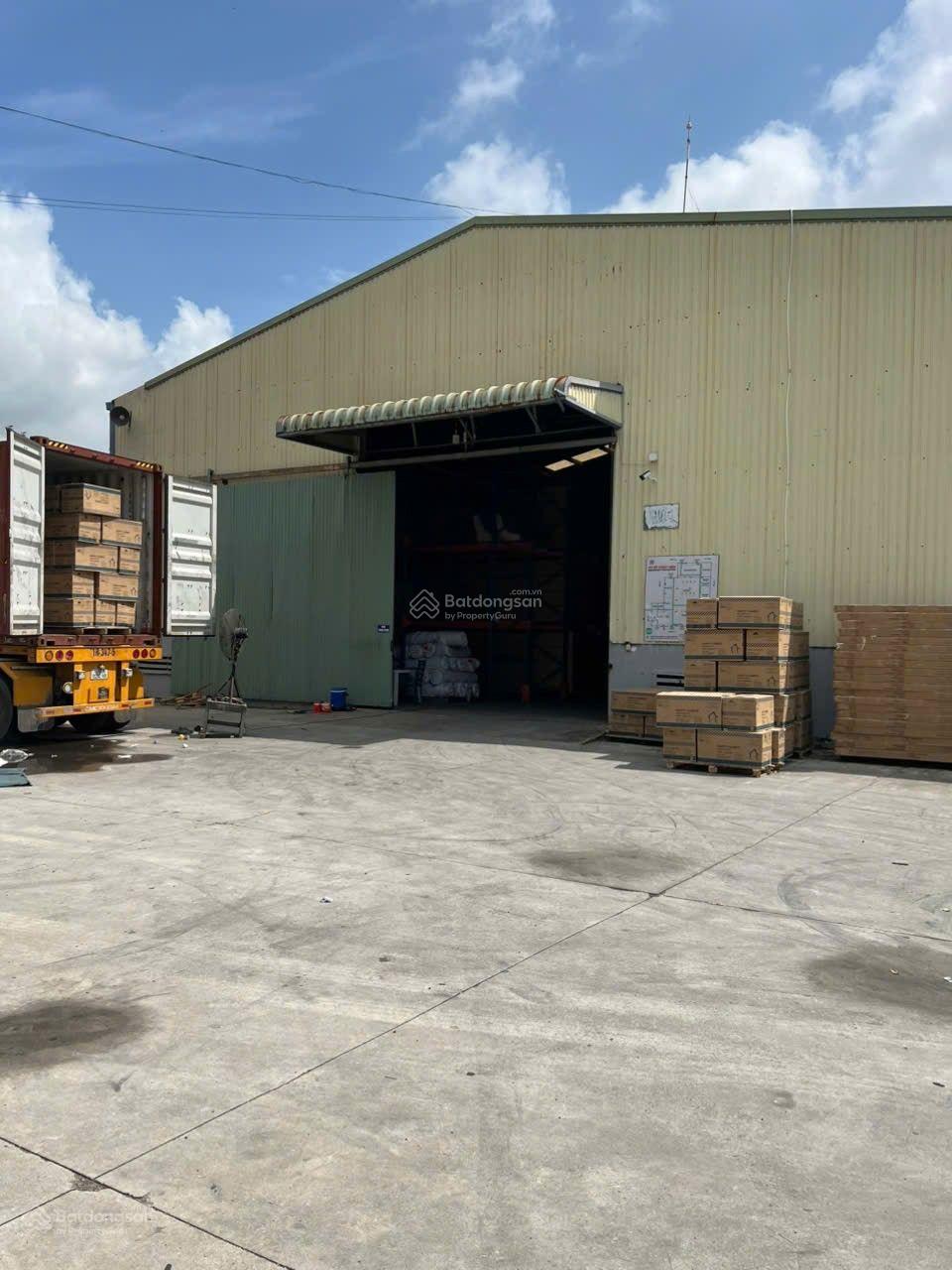 Cho thuê kho xưởng đẹp 3000m2 ở Phường An Phú TP Thuận An Bình Dương. LH: 0908 954 ***