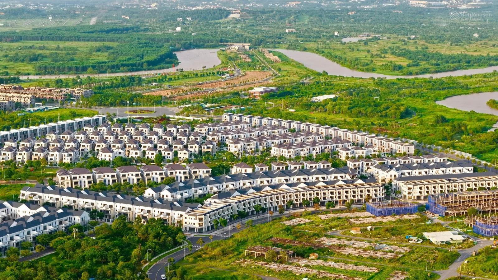 Bán nhanh nhà phố 8x20m Aqua City có nhà sẵn giá chỉ 8,9tỷ vị trí đẹp