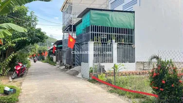 Bán lô đất mặt tiền thôn Đắc Lộc 2 DT 100,3m2 đường HT 6,5m, KDC hiện hữu, cao ráo, giá 1 tỷ 450tr