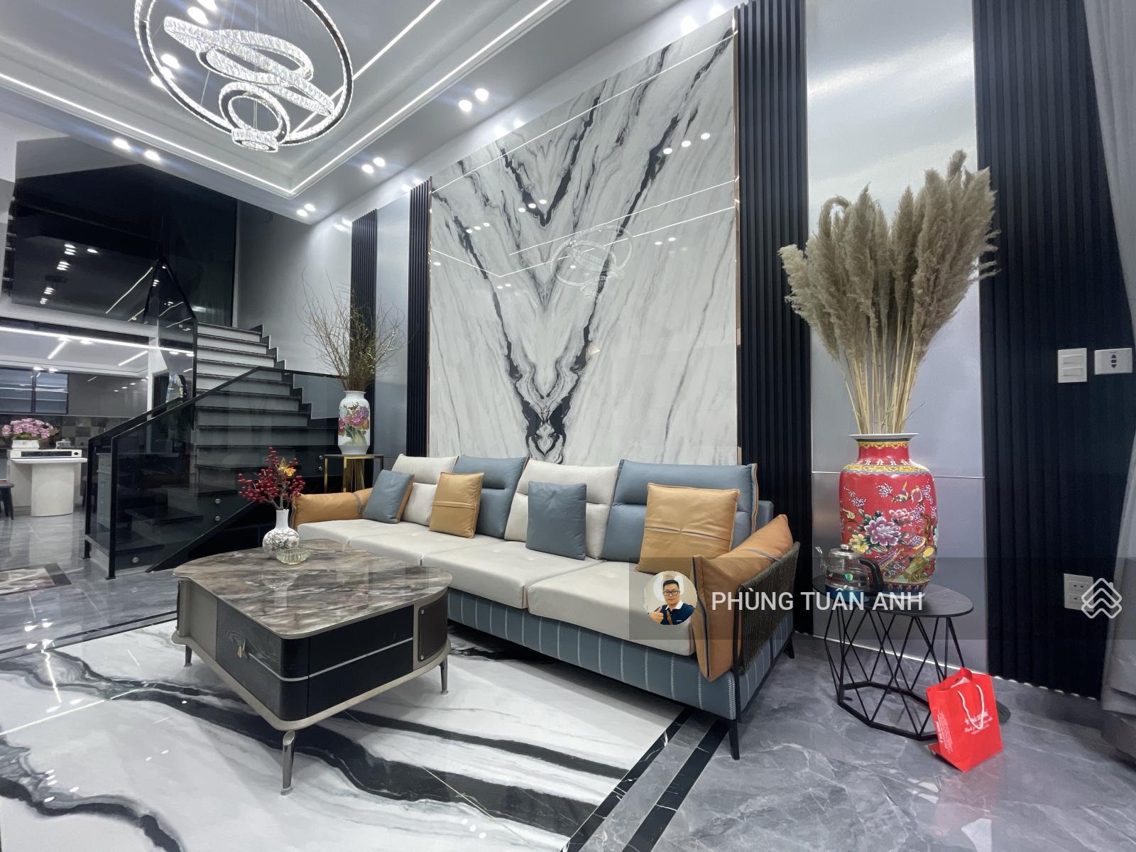 Siêu phẩm Vinhome mini - tuyến 2 Tô Hiệu - Lâm Tường. Diện tích gần 60m2 Xây độc lập có sân cổng