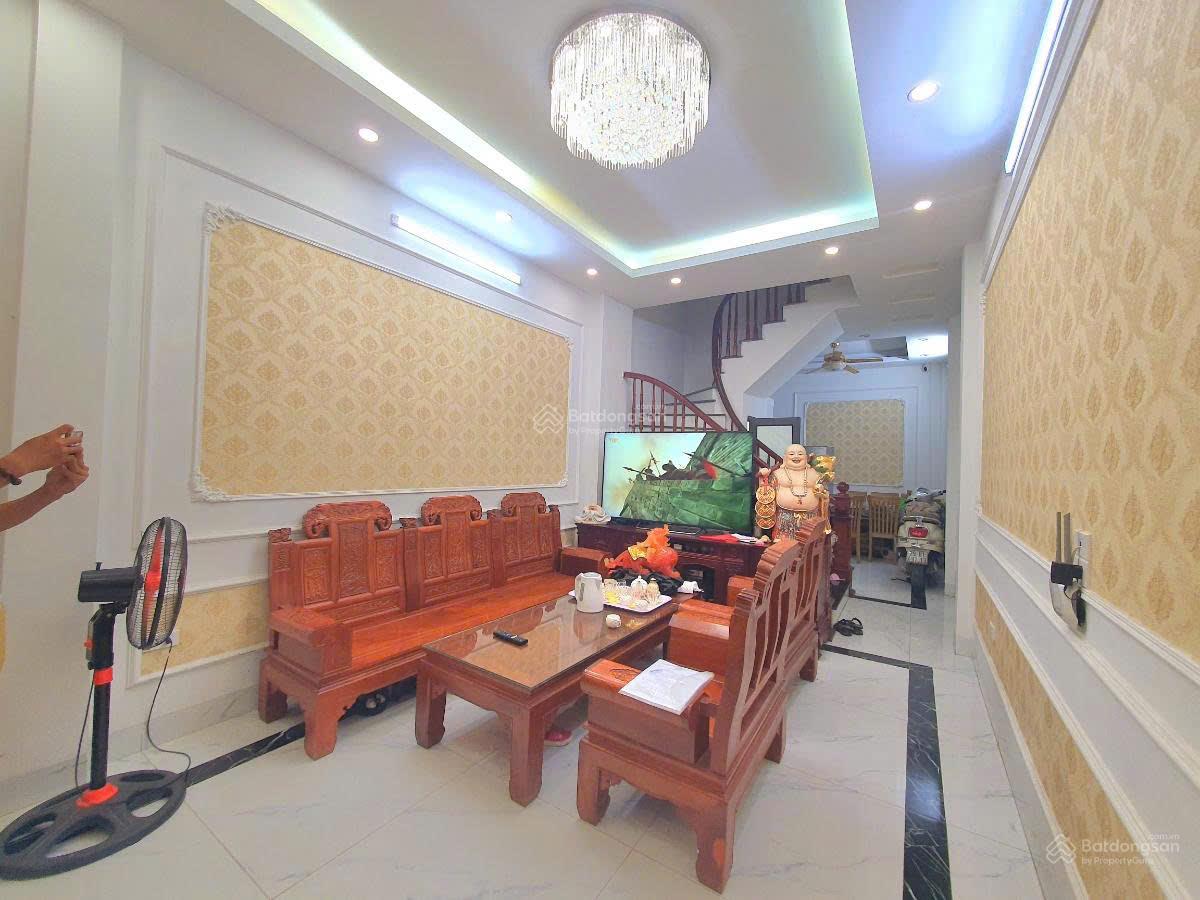 Giá tốt nhất Hoàng Đạo Thành, 38m2x4T, ôtô 7 chỗ đỗ cửa, giá 6,8 tỷ (Cam kết nhà thật giá chuẩn)