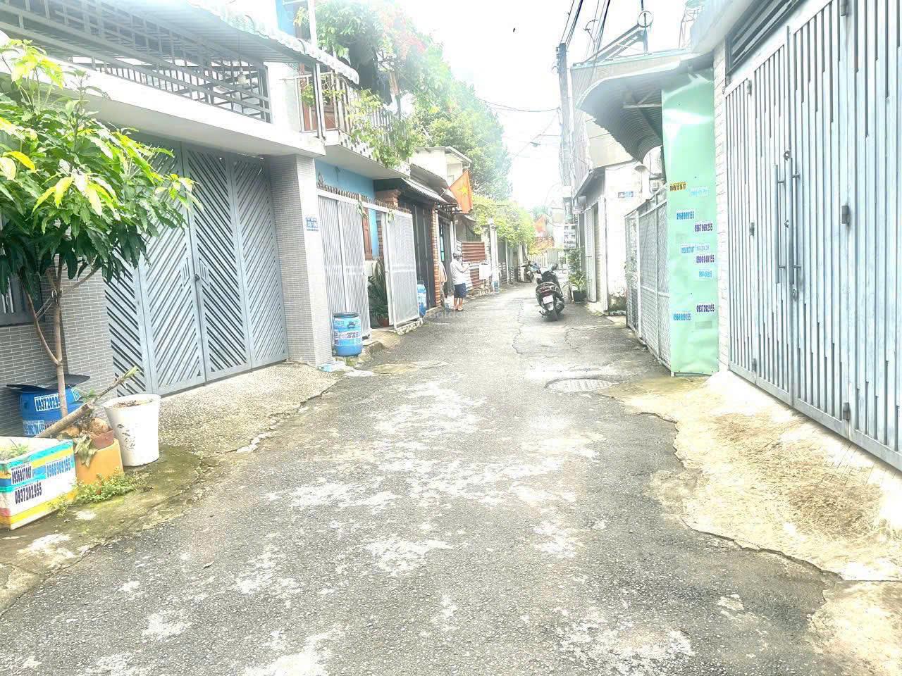 Bán đất thổ cư Đông Hòa - TP. HCM. Giá tốt nhất khu vực. Có dòng tiền sẵn Bán đất thổ cư Đông Hòa - TP. HCM. Giá tốt nhất khu vực. Có dòng tiền sẵn