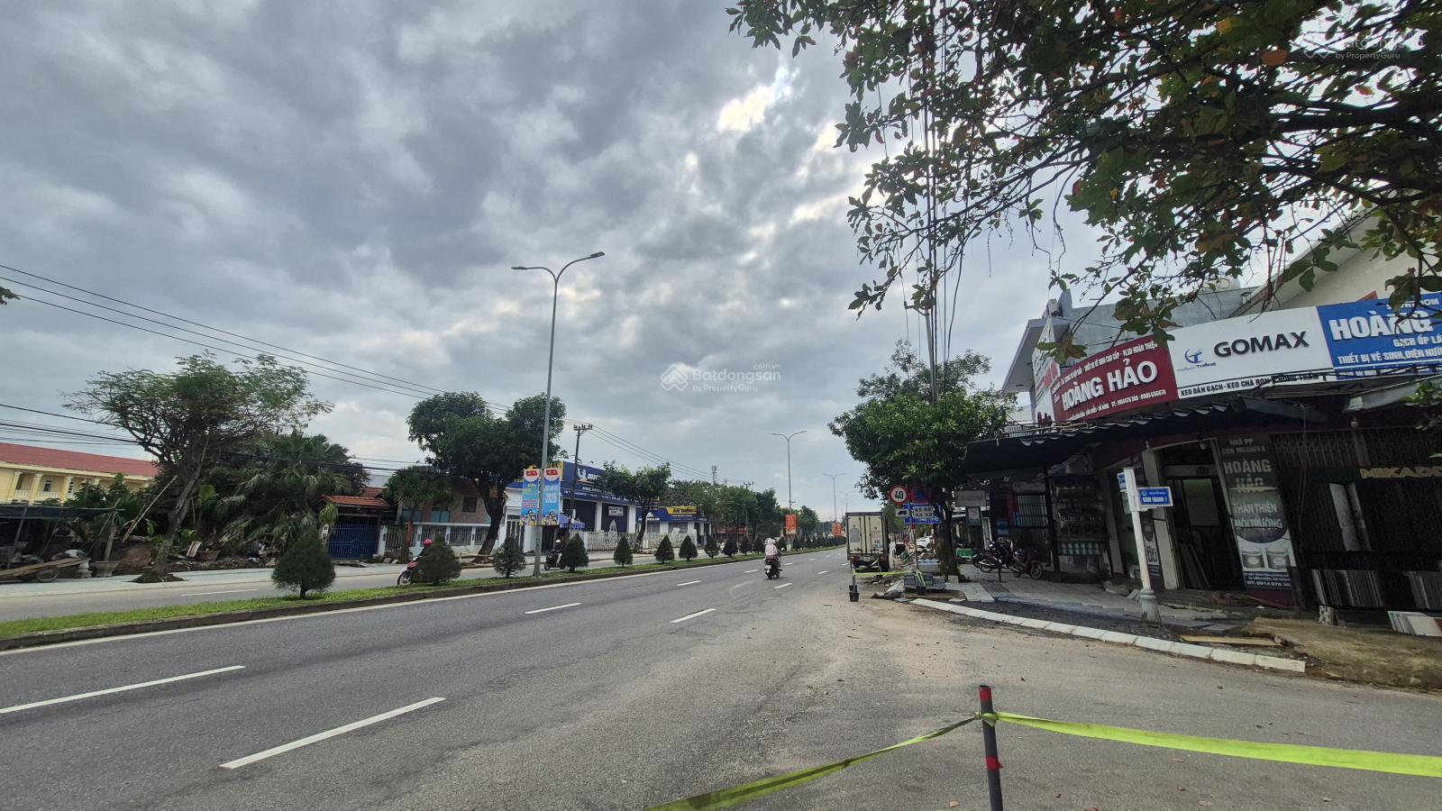 Bán Gấp ! Nguyễn Lương Bằng - Lô góc 2 mặt tiền 289 m², vị trí kinh doanh. Tặng kèm nhà cấp 4