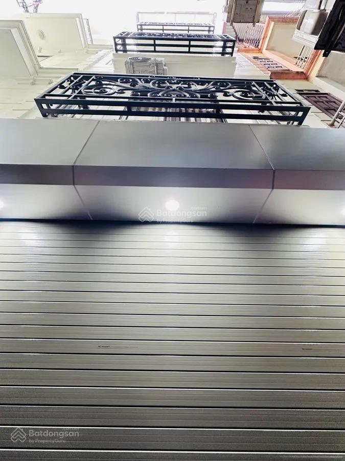 NHÀ ĐẸP MỚI KENG 5 TẦNG THANG MÁY 2 MẶT NGÕ- PHẠM VĂN ĐỒNG 40m2 - 5 tầng - MT4,5m /giá 9,9 tỷ * NHÀ ĐẸP MỚI KENG 5 TẦNG THANG MÁY 2 MẶT NGÕ- PHẠM VĂN ĐỒNG 40m2 - 5 tầng - MT4,5m /giá 9,9 tỷ *