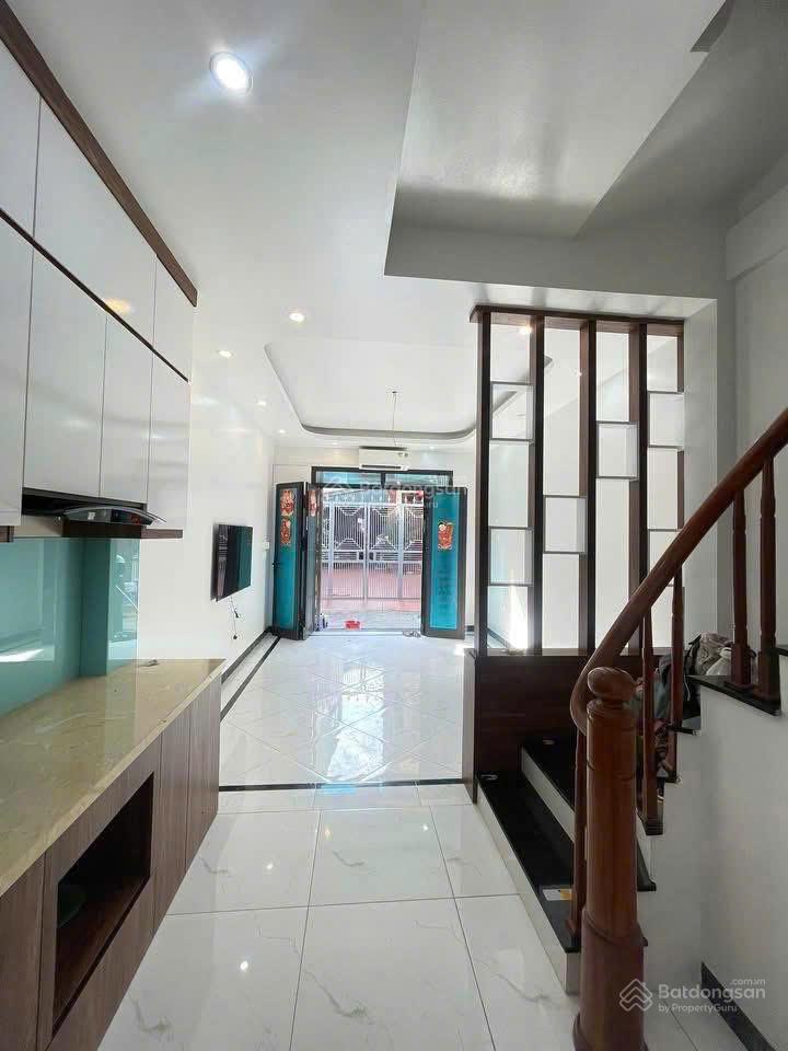 Nhà 5Tx30m2 có 3PN rộng Đường 3 oto tránh Khu vực dân cư đông đúc - 2km ra tới KĐT Đô Nghĩa Hà Đông