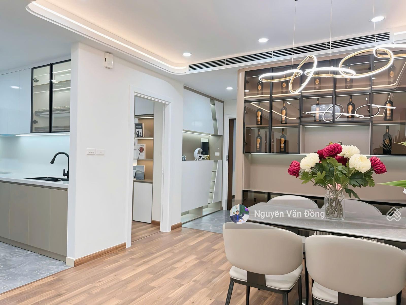 Chính chủ cần bán căn hộ tâm huyết, thiết kế 3 ngủ đẹp, sổ đỏ sẵn giao dịch, tặng kèm nội thất