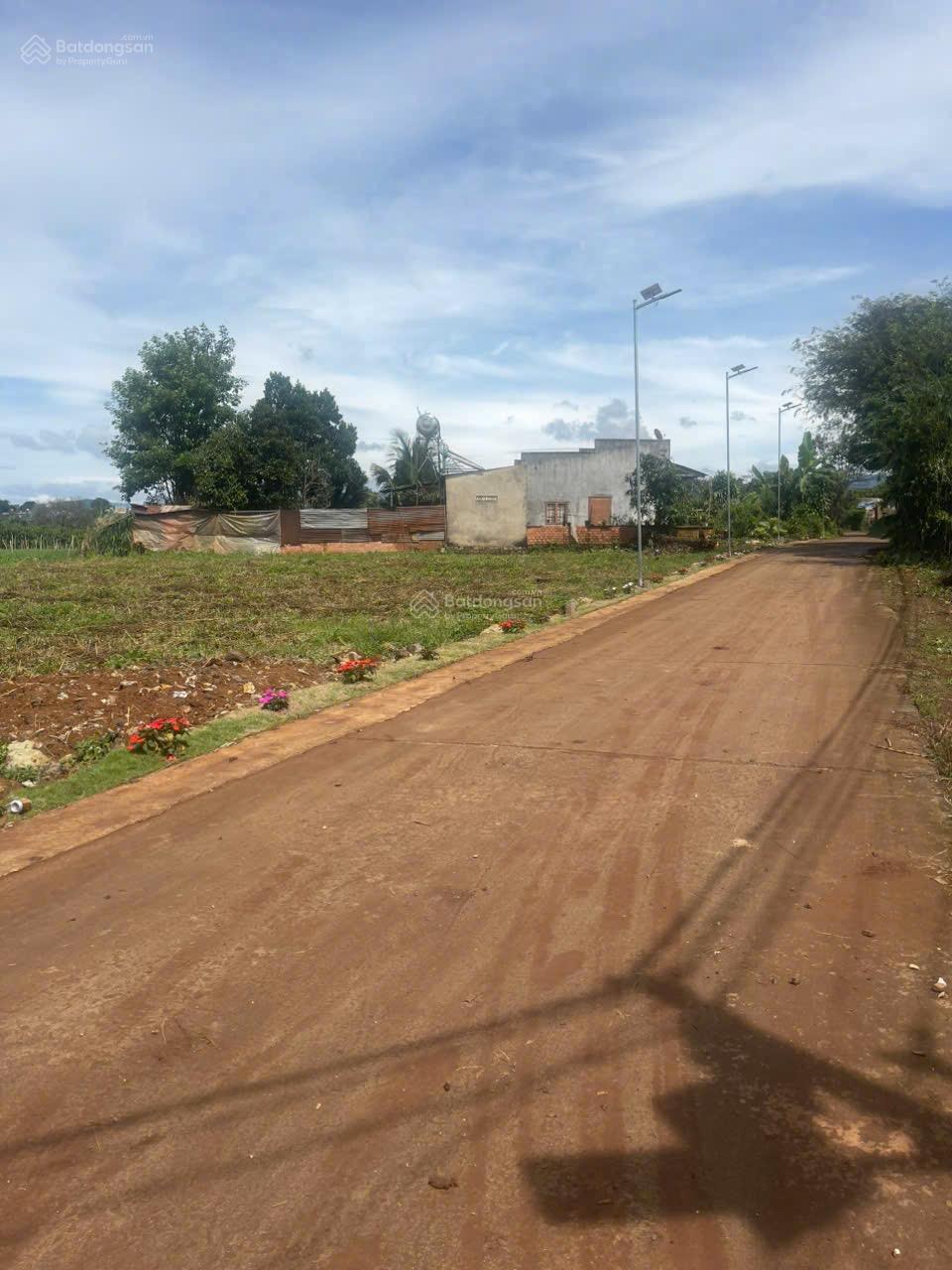 Cần bán gấp đất chính chủ tại Đinh Văn, Lâm Hà, Lâm Đồng. Gần sân bay Liên Khương