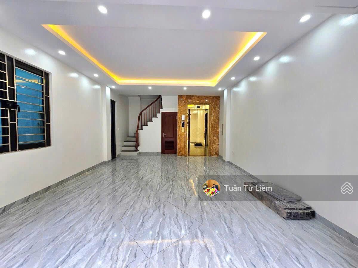 12 tỷ phú diễn phân lô vỉa hè 45m-5 tầng thang máy-2 thoáng trước sau-pháp lý chuẩn không quy hoạch