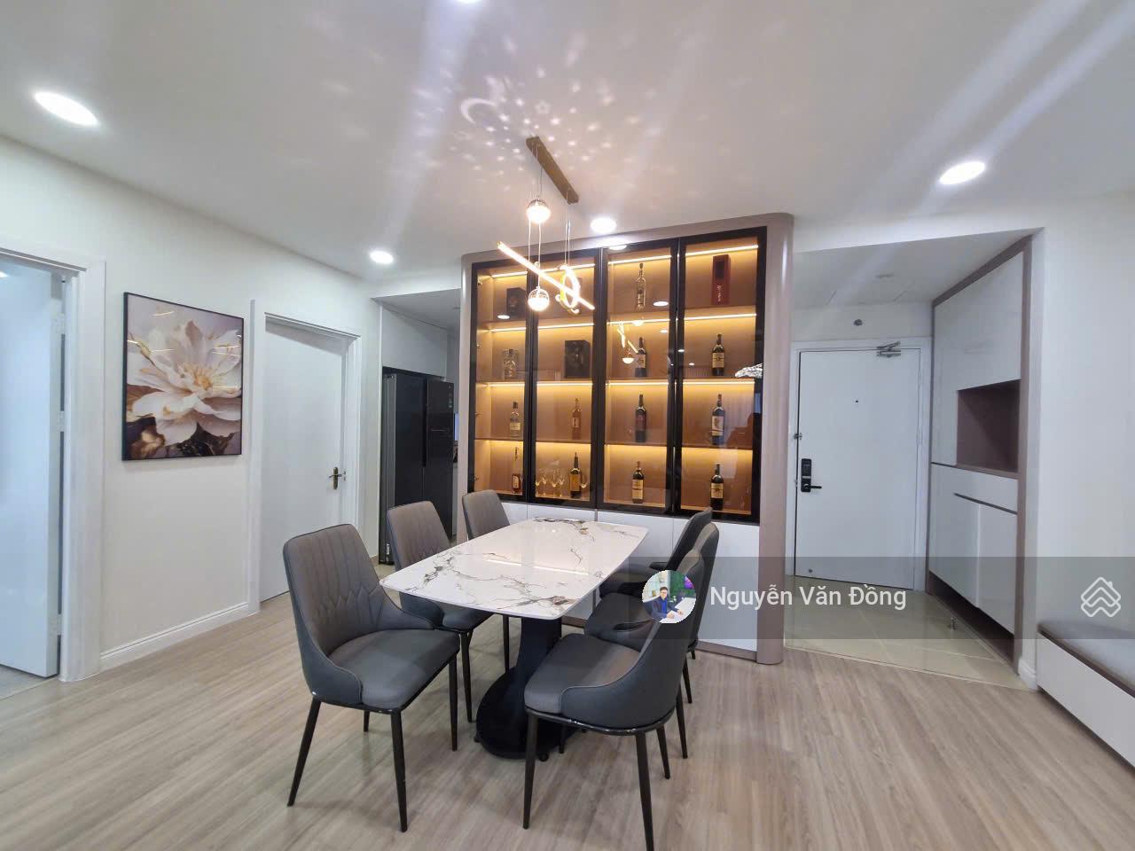 Vợ chồng tôi cần bán căn hộ đẹp Goldmark City, nội thất đầy đủ, đồ đẹp, sổ đỏ sẵn, có slot ô tô Vợ chồng tôi cần bán căn hộ đẹp Goldmark City, nội thất đầy đủ, đồ đẹp, sổ đỏ sẵn, có slot ô tô