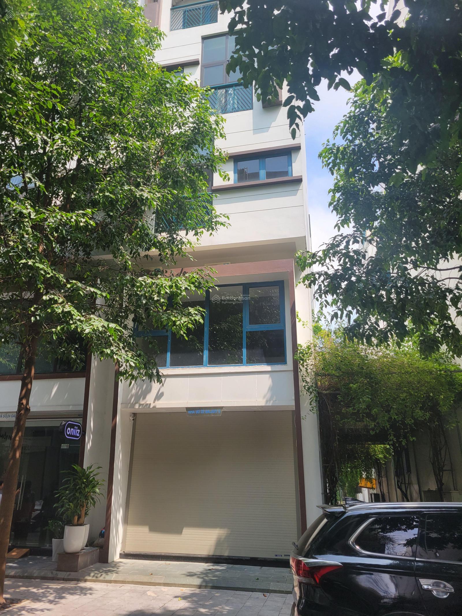 Bán liền kề TT 12 KDT Văn Phú vị trí ngay ngã 4 công trương QT Marie Curie ở kết hợp KD dt 92m Bán liền kề TT 12 KDT Văn Phú vị trí ngay ngã 4 công trương QT Marie Curie ở kết hợp KD dt 92m