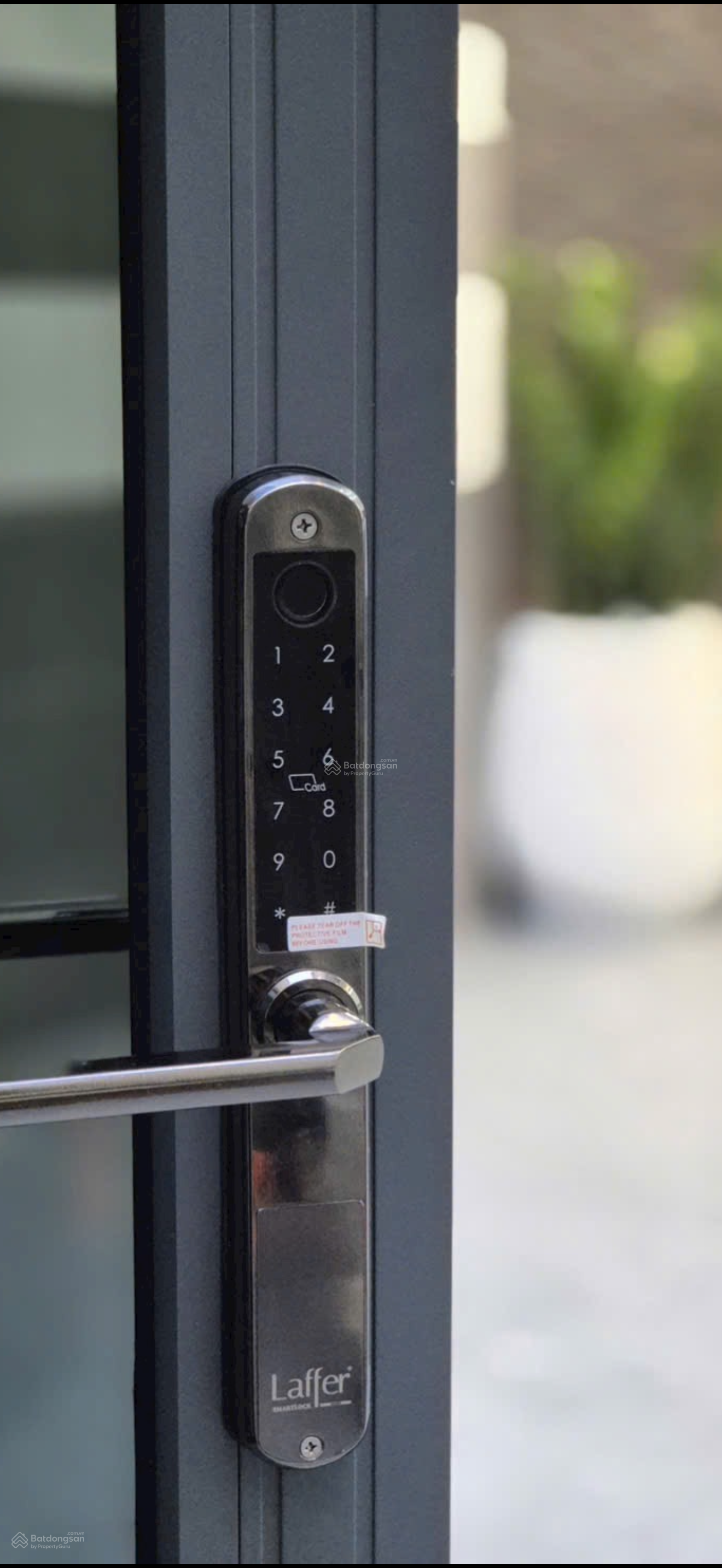 Bán CHDV 3 lầu đường Cao Thắng, P. 12, Quận 10