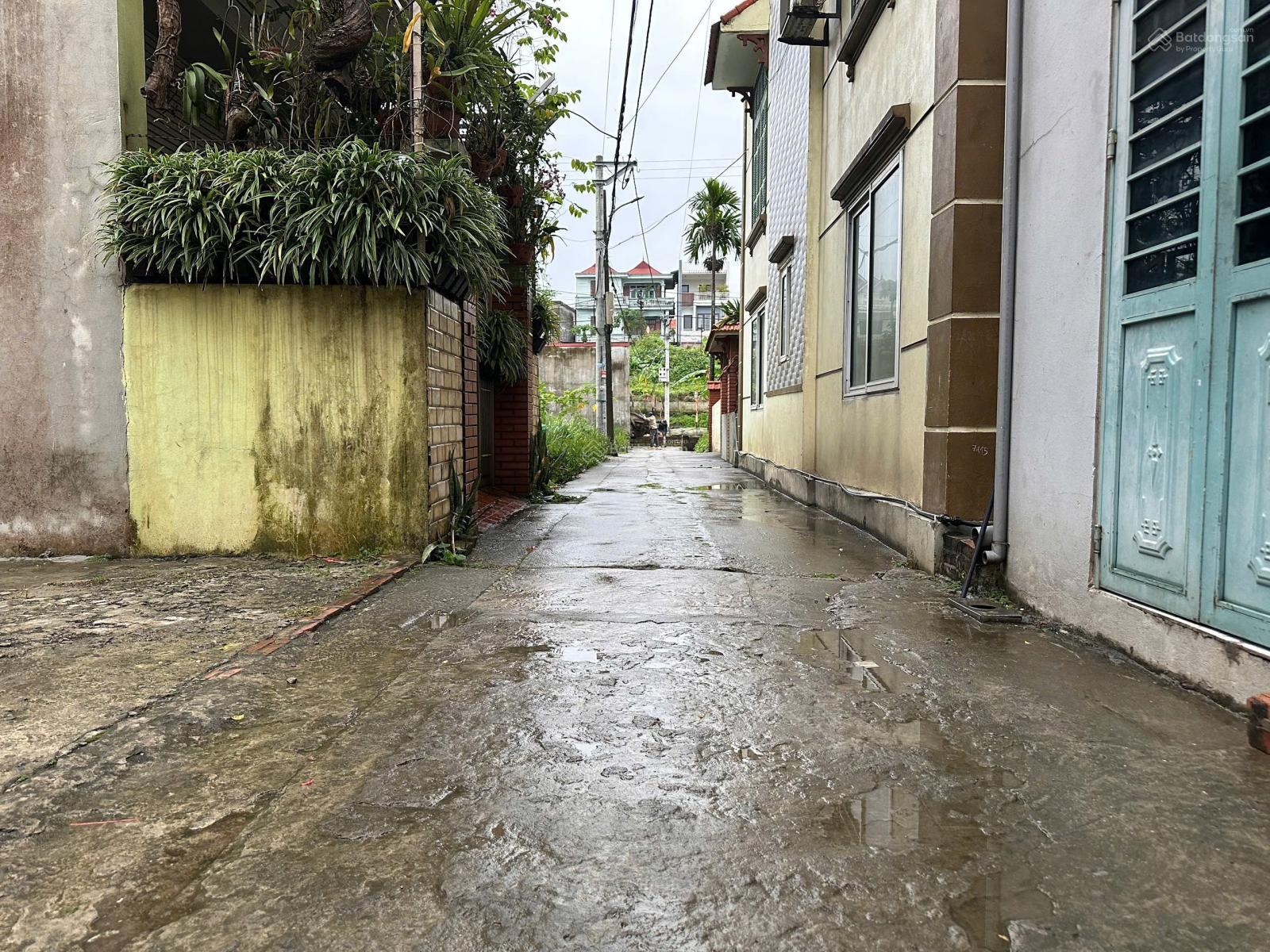 Bán lô đất nhỏ xinh oto con vào tận đất Bán lô đất nhỏ xinh oto con vào tận đất