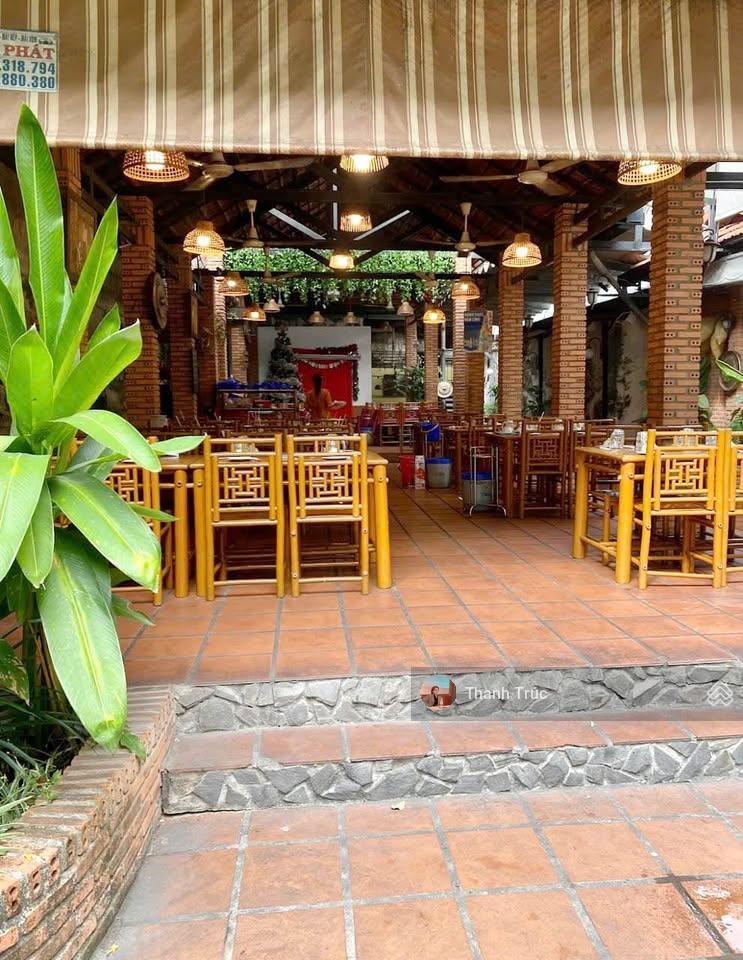 Cho thuê Biệt thự Mặt Tiền Nguyễn Trọng Tuyển, Phường 02 Tân Bình Gần Lê Văn Sỹ