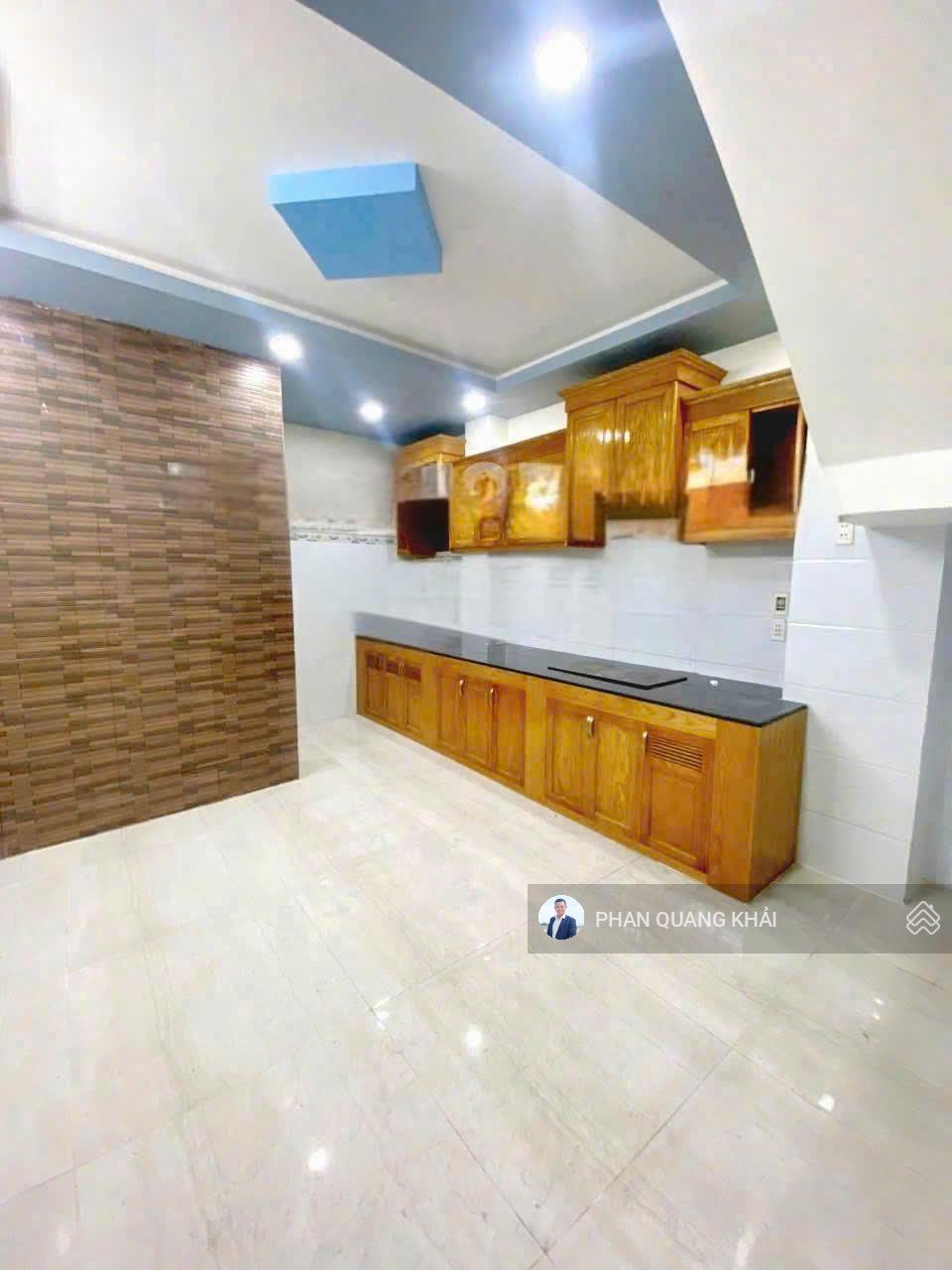 Nhà 5 tầng mặt tiền 475 Phước Long B, TN 13tr/tháng, 7PN 7WC, giá chỉ 7.1 tỷ Nhà 5 tầng mặt tiền 475 Phước Long B, TN 13tr/tháng, 7PN 7WC, giá chỉ 7.1 tỷ