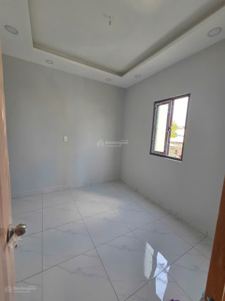 Bán Nhà ĐSH Góc MT Đường LVL Nhơn Đức Nhà Bè. DT 3.6x11 XD 1 trệt,1 Lầu ,2pn 2wc Giá 2ty479.LH Huy