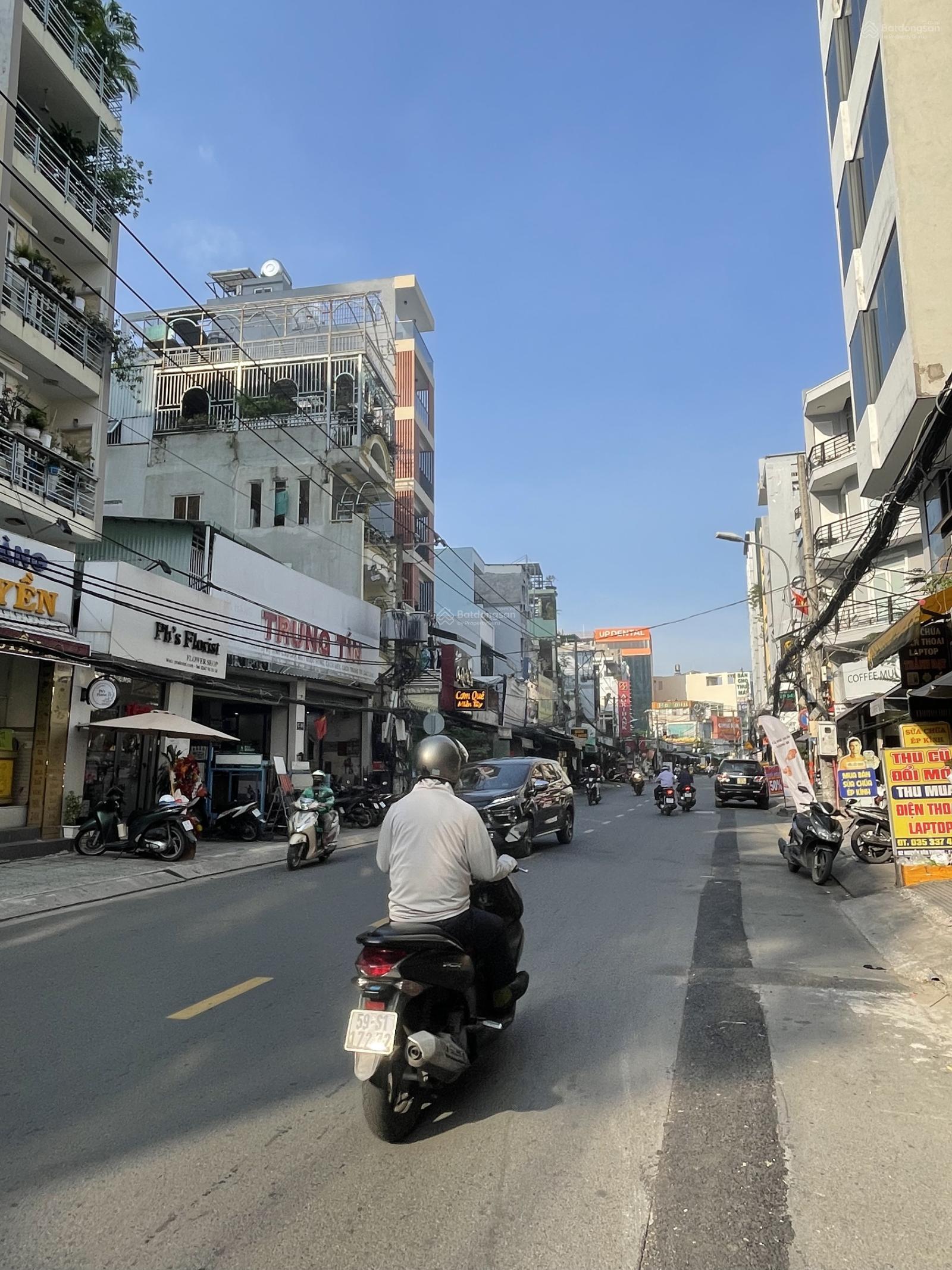 Cho thuê tòa nhà 88 Nguyễn Văn Thương Phường 25 Quận Bình Thạnh