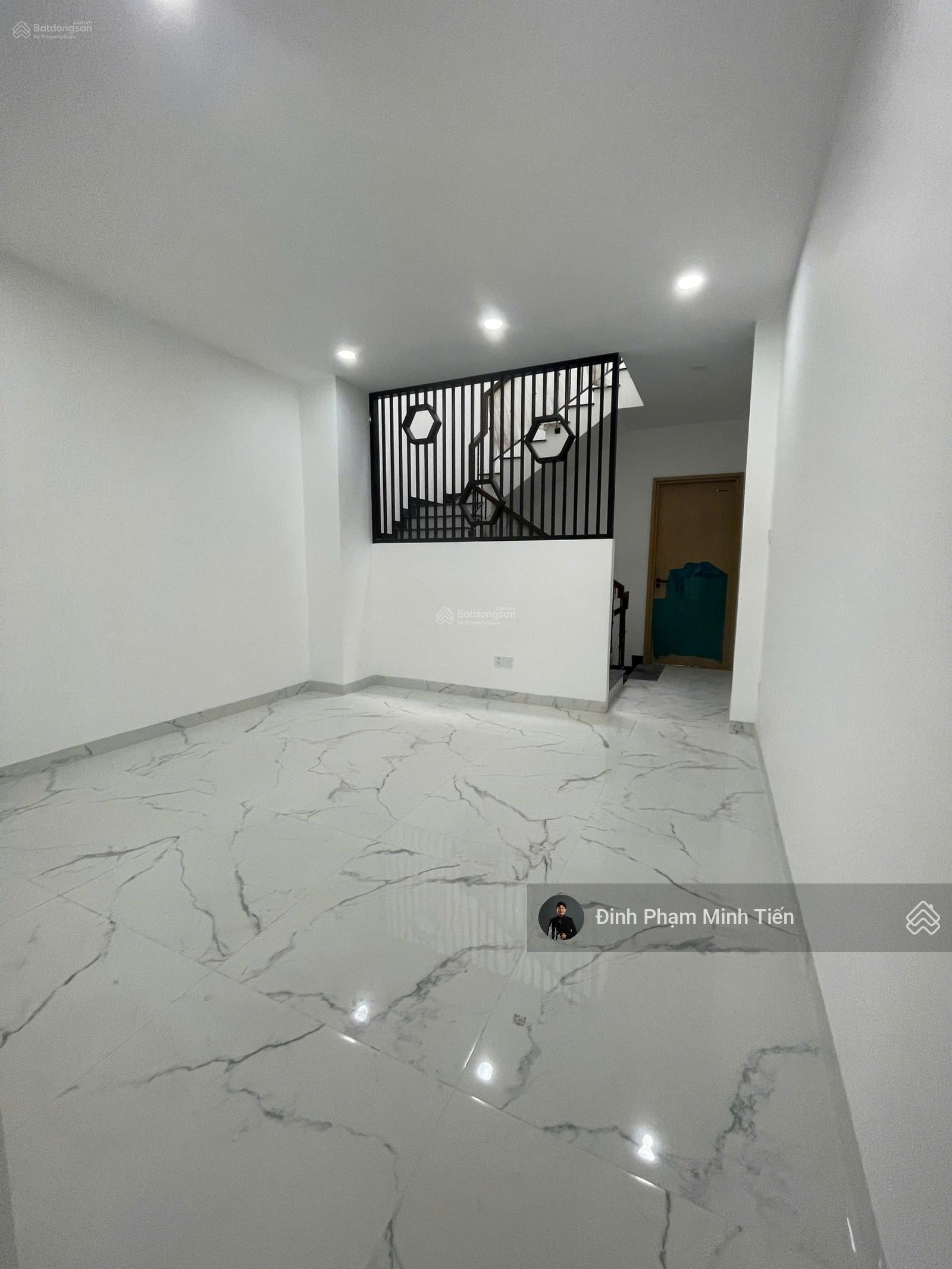 NHÀ BÌNH PHÚ 1 MTKD KẾ CHỢ HỒ TRỌNG QUÝ - 4x18.5m 3 Tầng chỉ 8.7 Tỷ