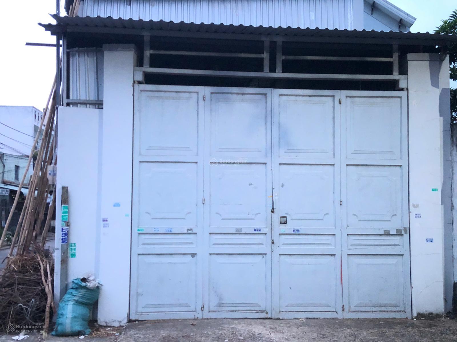 Bán nhà Dt: 5.8m x18m, SHR, Khu Nhà Lầu, đối diện Quán Cô Chủ Nhỏ, Giá 4.7 tỷ tl. đường nhựa 7m,