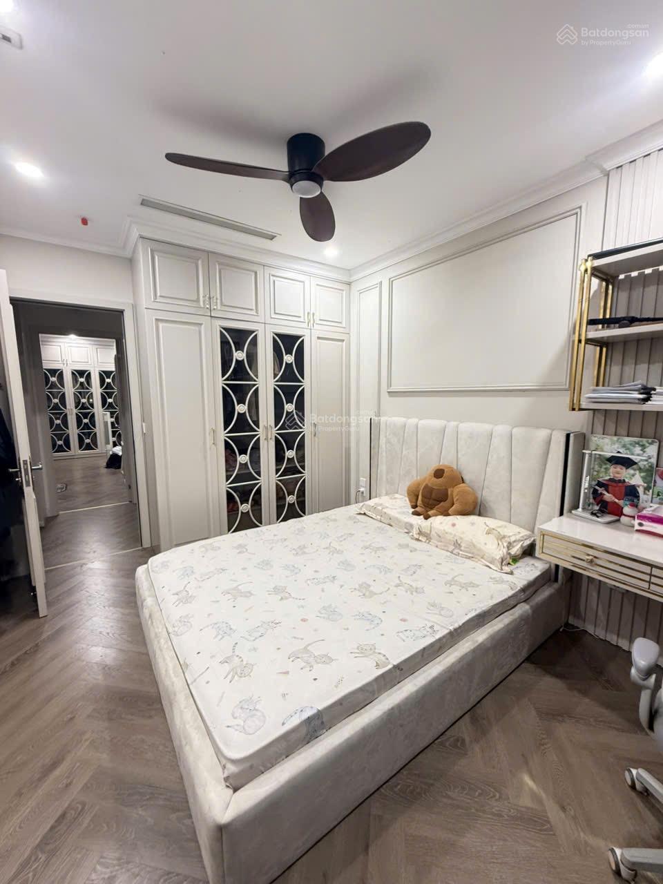 Bán căn hộ 113m2 3 ngủ nội thất đẹp giá 12.8 tỷ bao phí chung cư Berriver Bán căn hộ 113m2 3 ngủ nội thất đẹp giá 12.8 tỷ bao phí chung cư Berriver