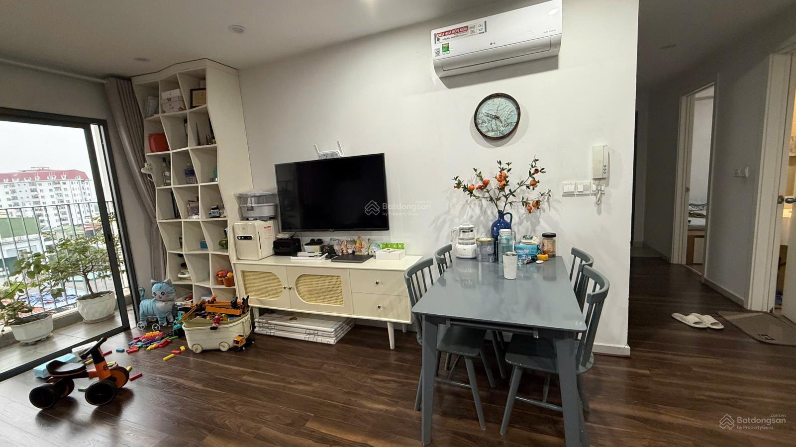 Em cần cho thuê gấp căn hộ 80m2 full nội thất toà Berriver N01