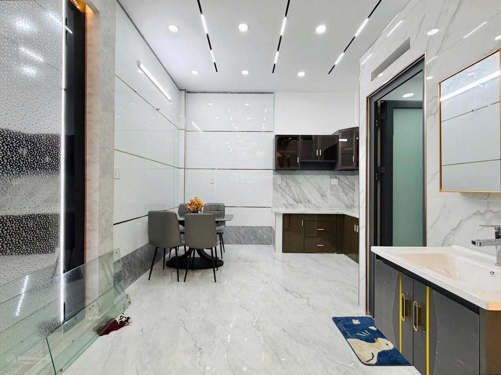 Nhà đường số 51 , p an hội Tây ( p14 gv cũ ) HCM Giá : 5 tỷ 390 tr Diện Tích Đ: 4 x 10 m 2 lầu