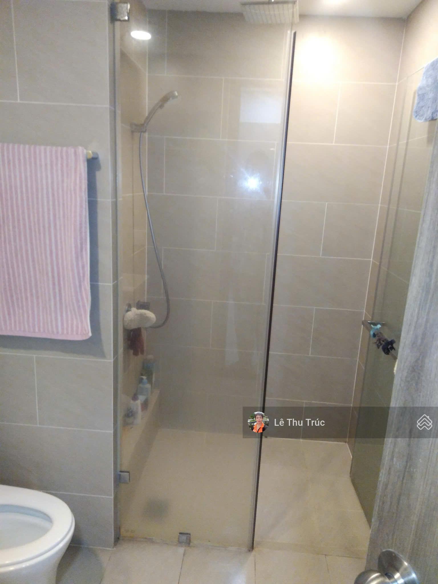 Bán căn hộ Sky 89. DT 55m, 1 PN, nội thất đầy đủ, sổ hồng. Giá 4.3 tỷ