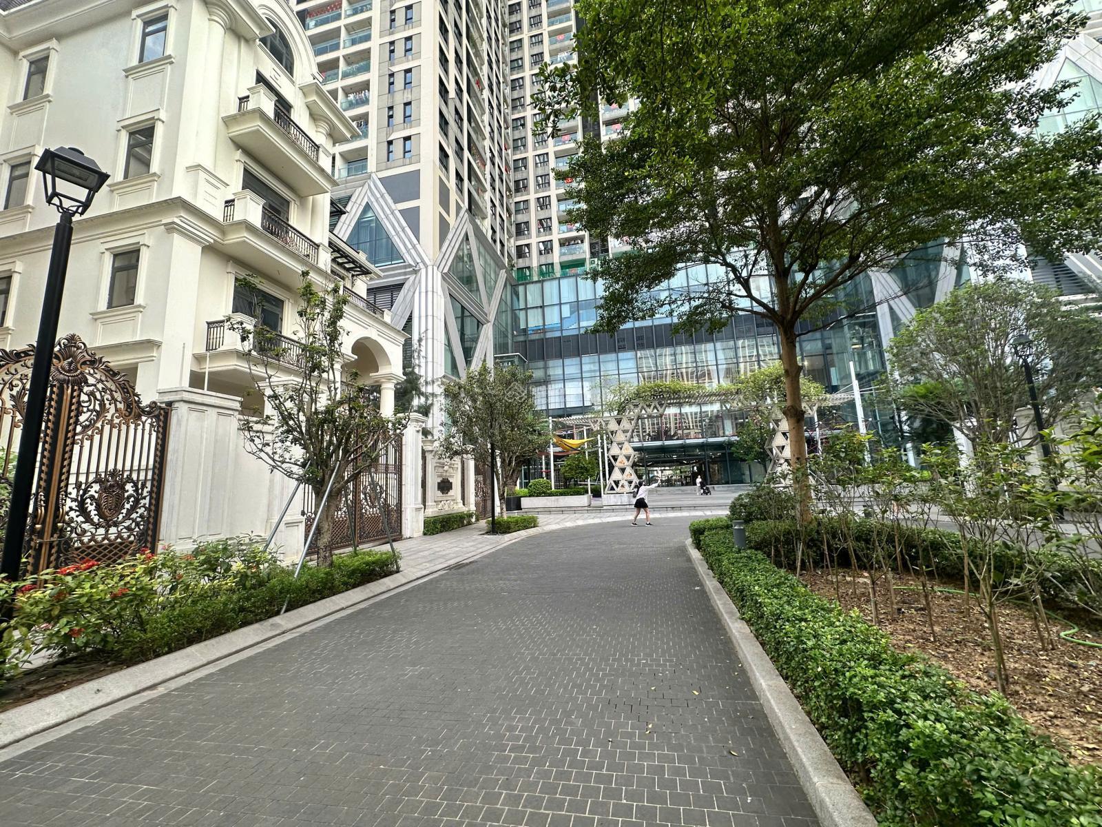 Bán biệt thự The ZEi Mặt Trong VIP giá cực tốt. 267m2 - Mặt tiền 15m đường đôi nội khu Giá Đầu Tư!