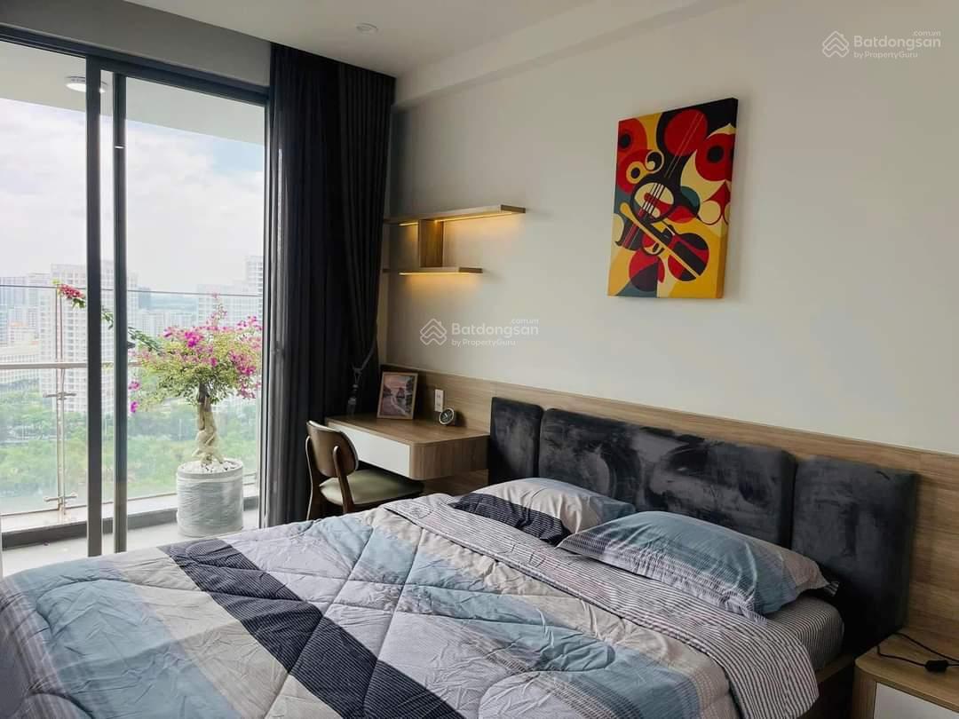 Chính chủ cần bán nhanh căn hộ Dockland DT 125m2, 3PN, 2WC, giá 6tỷ7 nhà đẹp view thoáng 0938 607 ***