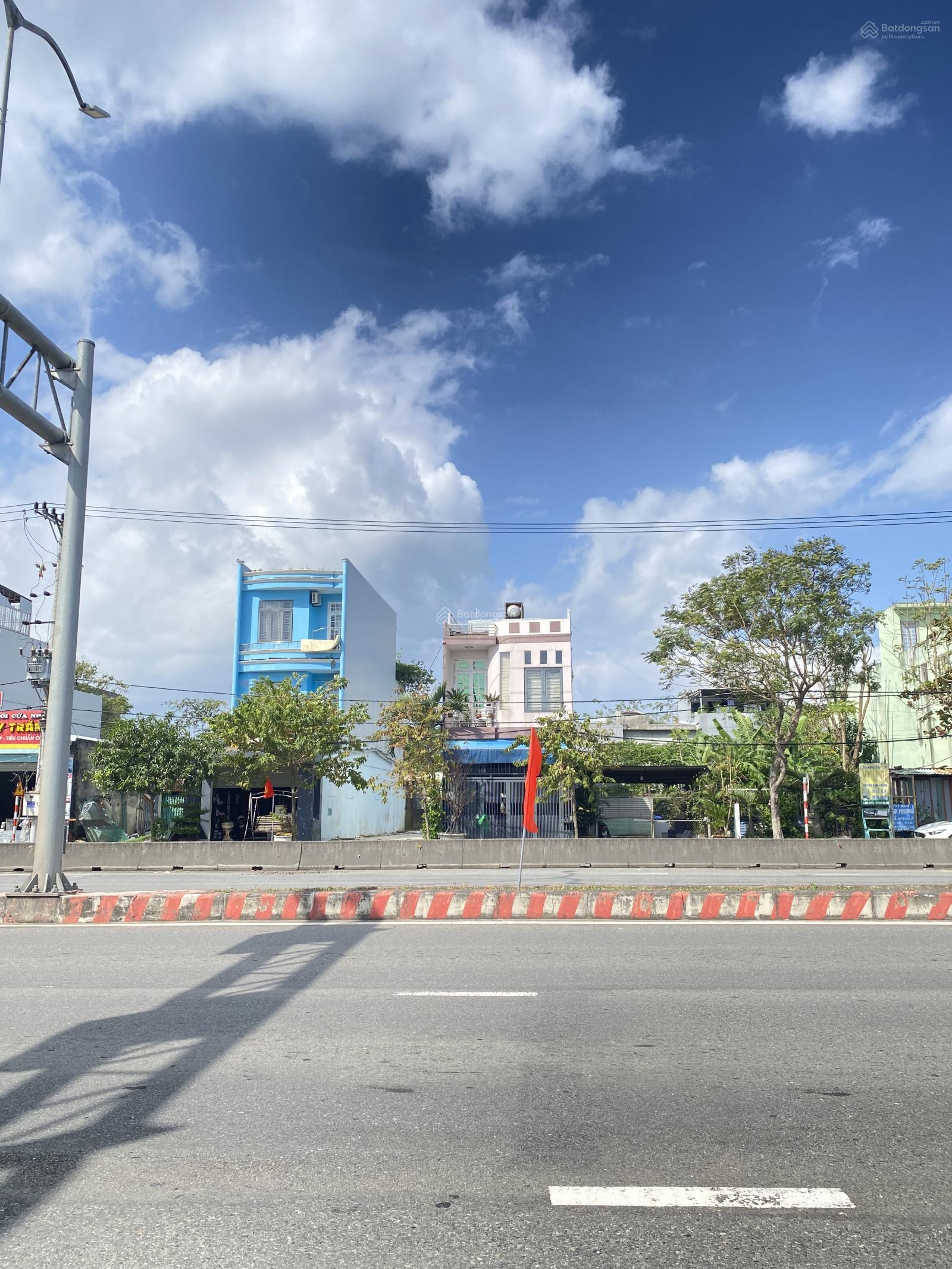 Ngộp bank bán gấp MT Ngô Quyền, Sơn Trà 120m (5x24m) đường 49m giá 8.8 tỷ bán nhanh Ngộp bank bán gấp MT Ngô Quyền, Sơn Trà 120m (5x24m) đường 49m giá 8.8 tỷ bán nhanh