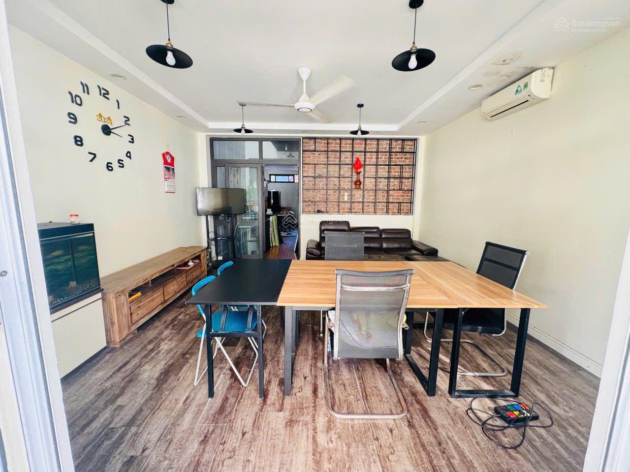 Chính chủ cho thuê sàn văn phòng 35m2 tại Nguyễn Xiển giá 5,5 Triệu