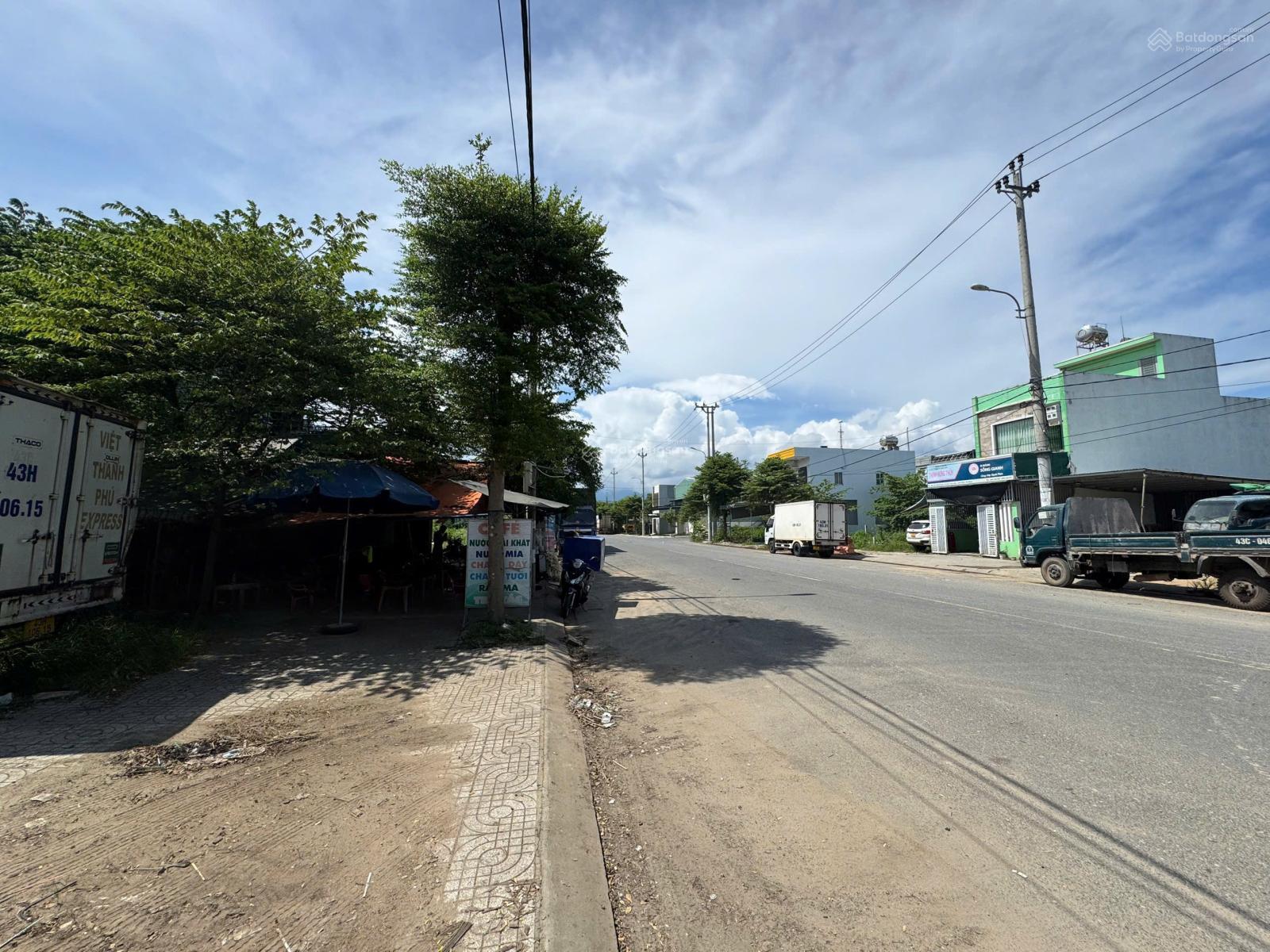 Chào bán lô mặt tiền đường hoàng văn thái nối dài diện tích khủng 465m - 0911 190 ***