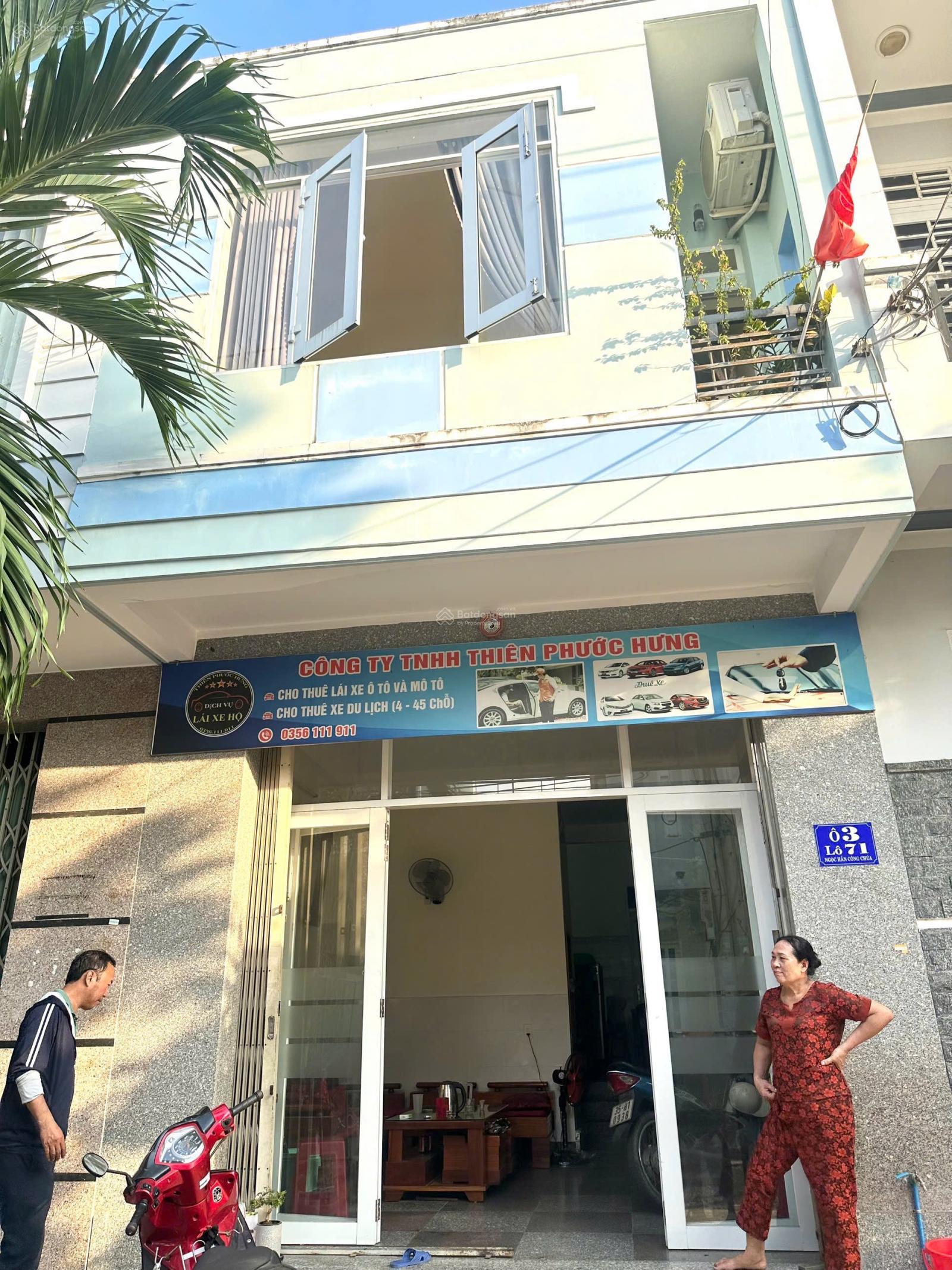 Cho thuê nhà 2 tầng đường Ngọc Hân Công Chúa view đào Hoa Sen Cho thuê nhà 2 tầng đường Ngọc Hân Công Chúa view đào Hoa Sen