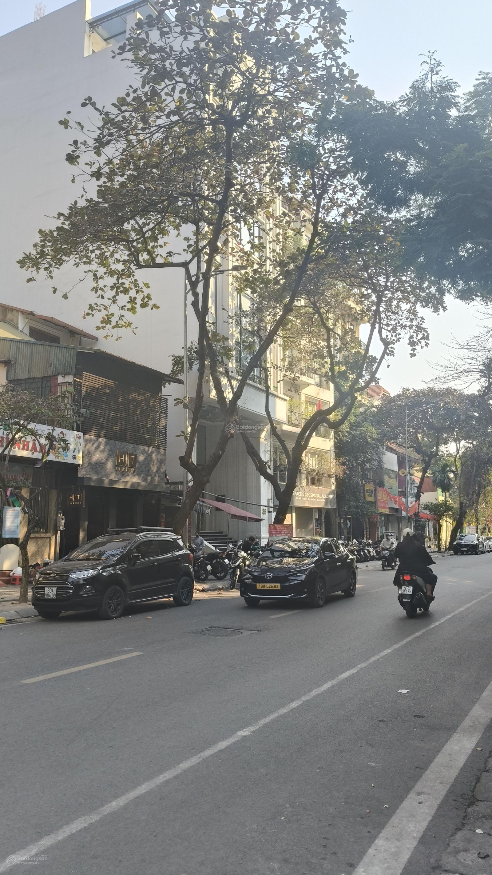 BÁN NHÀ MẶT PHỐ THI SÁCH, HAI BÀ TRƯNG, VỈA HÈ, KINH DOANH, GIÁ 4X TỶ.