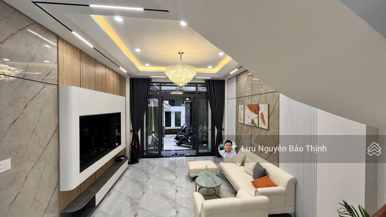 Bán nhà mới 100% full nội thất đón tết, P.8 Q.TB, Giá 12.5 tỷ tl