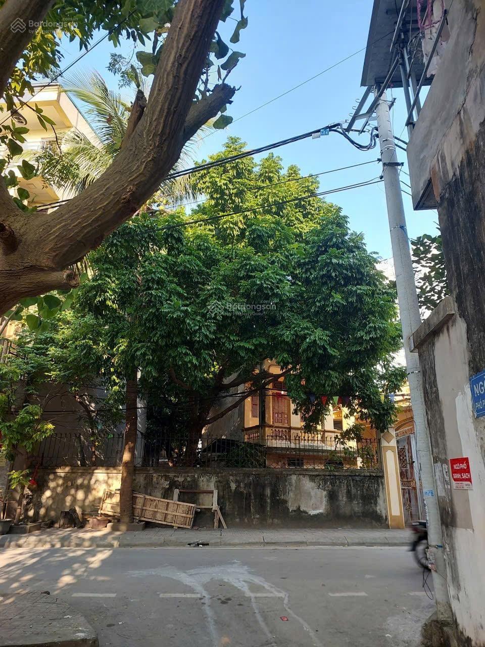 Bán đất thị trấn Phùng ngõ thông oto tải, 39,4m sẵn sổ giá 4,55tỉ - O 9 6 9 8 3 8 7 8 8 Bán đất thị trấn Phùng ngõ thông oto tải, 39,4m sẵn sổ giá 4,55tỉ - O 9 6 9 8 3 8 7 8 8