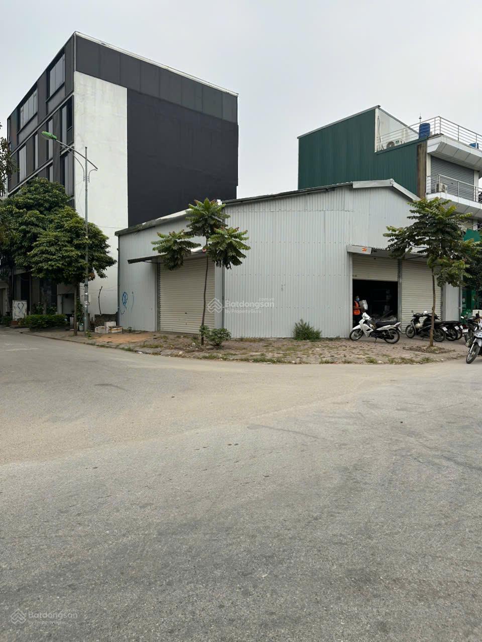 Chính chủ bán đất dịch vụ Kiều Mai 82m2-164m2, mặt tiền 11m giá nhỉnh 200tr/m2.Lh :0888 486 *** Chính chủ bán đất dịch vụ Kiều Mai 82m2-164m2, mặt tiền 11m giá nhỉnh 200tr/m2.Lh :0888 486 ***