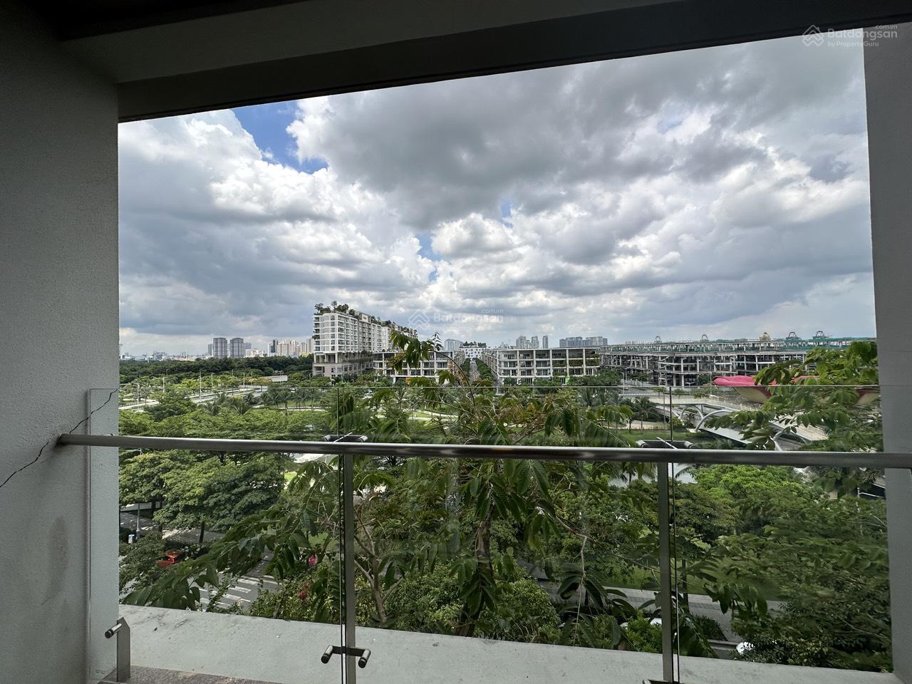 CHO THUÊ CĂN GÓC 2PN SARIMI SALA - VIEW CÔNG VIÊN GIÁ 33 TRIỆU/THÁNG BAO THUẾ