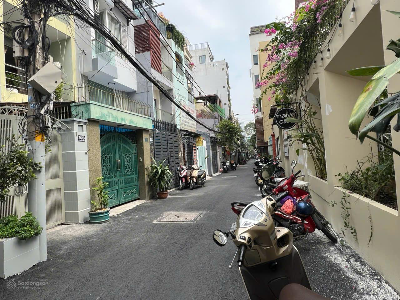 Bán Nhà HXH 26 Nguyễn Bỉnh Khiêm P.ĐaKao Q1, DT 5.5x25m CN 112m2, 3 tầng, Giá 30.5 tỷ Bán Nhà HXH 26 Nguyễn Bỉnh Khiêm P.ĐaKao Q1, DT 5.5x25m CN 112m2, 3 tầng, Giá 30.5 tỷ