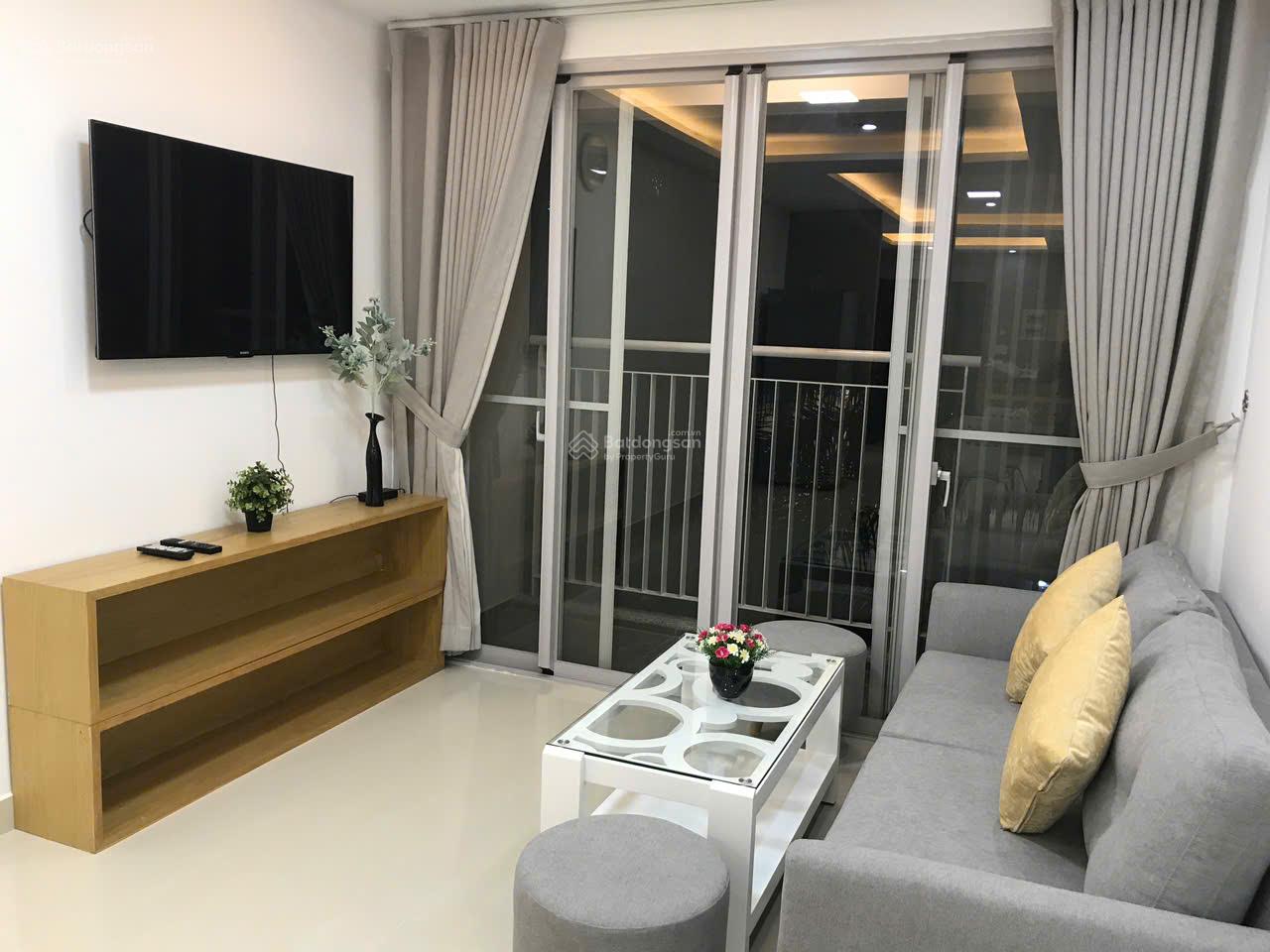 Bán CH Scenic Valley 1, Phú Mỹ Hưng ,Q7, dt:80m2 ,2PN,2wc, view hồ bơi , đang hđ thuê , giá tốt