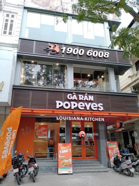 Siêu đẹp, cho thuê nhà mặt phố Tôn Thất Tùng, ĐĐ, DT: 55m2 x 2T, MT: 7m. Giá thuê: 45tr/tháng