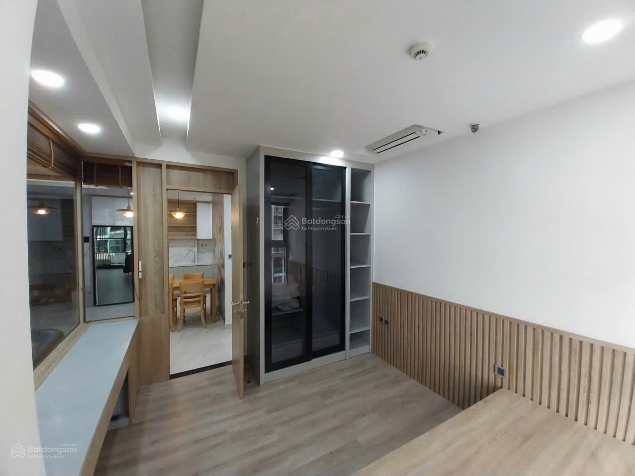 Bán gấp Midtown M7 giá rẻ nhất khu vực - 2 phòng ngủ - nội thất đầy đủ - có ô xe - giá chỉ 9.5 tỷ