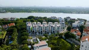 CẦN BÁN SIÊU BIỆT THỰ ĐẸP NGUYỄN VĂN HƯỞNG, T. ĐIỀN , QUẬN 2, DTCN GẦN 540 M2 GIÁ CHỈ 135 TỶ