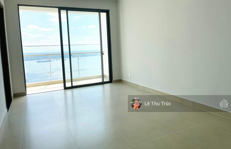 Bán căn hộ Sky 89. DT 72m2, 2PN, 2WC, nội thất đầy đủ, có nhiều căn, sổ hồng. Giá 5.3 tỷ