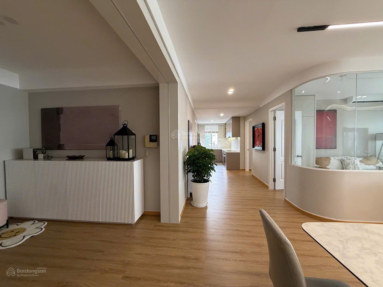 BÁN MỸ KHÁNH 1A VIEW HỒ GIÁ CHỐT 9,8 TỶ, 3 PH, ĐANG CÓ HĐT 40TR/TH