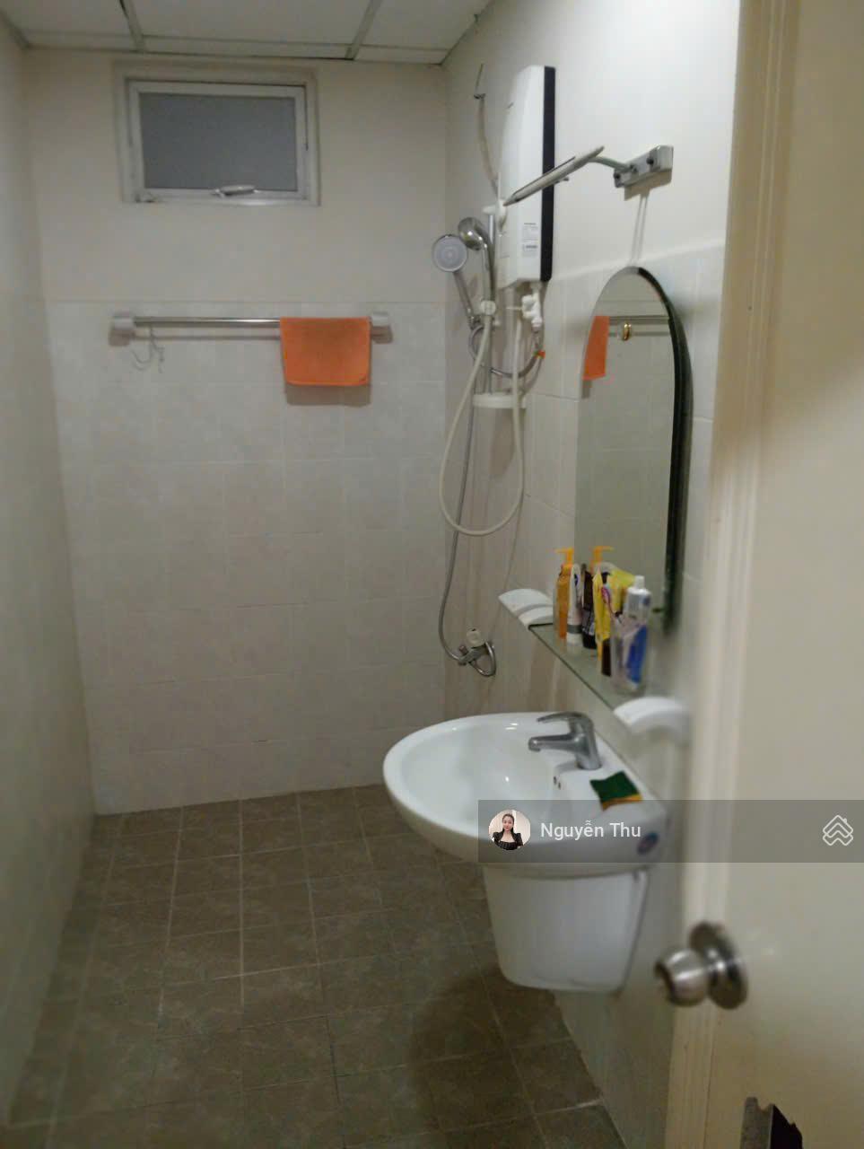 Bán Phú Mỹ Thuận view sông, tầng đẹp, 2pn 2wc 95m2, có DEcOR, giá 2.6 tỷ. LH: 0906 600 *** (Thu)