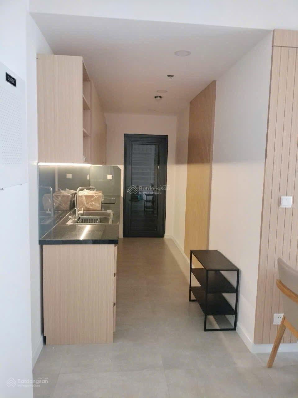 Bán căn hộ Antonia 2pn 80m2 9,7 tỷ tầng cao sẵn HDT full nội thất. LH Lan 0906 743 *** Bán căn hộ Antonia 2pn 80m2 9,7 tỷ tầng cao sẵn HDT full nội thất. LH Lan 0906 743 ***