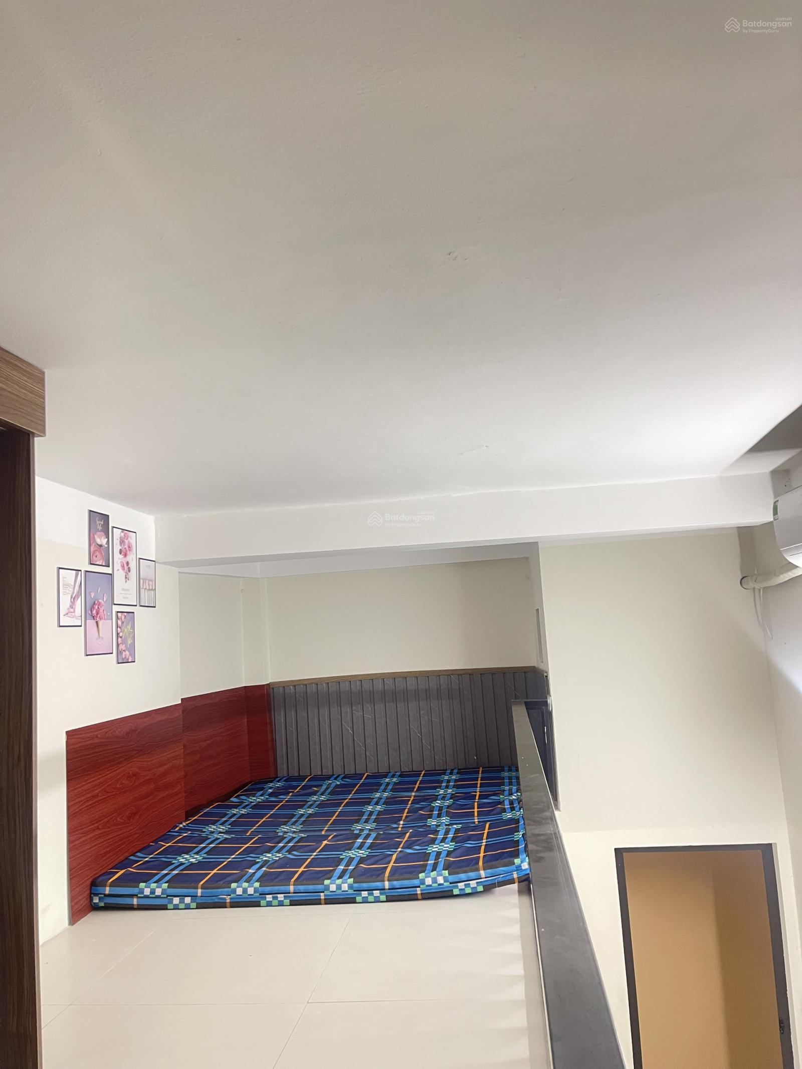 315 Nguyễn Khang - gác xép full đồ - gần Láng, ĐH Ngân Hàng, ĐH Luật 315 Nguyễn Khang - gác xép full đồ - gần Láng, ĐH Ngân Hàng, ĐH Luật