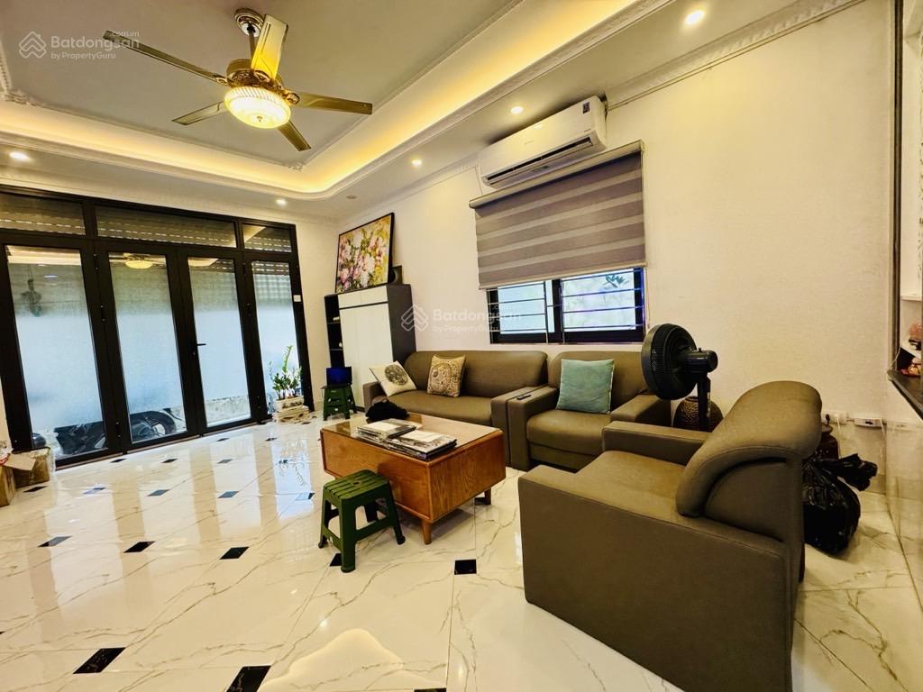 PHÂN LÔ TÂN MAI - 40m2 HƠN 8 TỶ - TRUNG TÂM HOÀNG MAI - OTO ĐỖ CỔNG - SÁT ĐƯỜNG LỚN - HỒ ĐỀN LỪ. PHÂN LÔ TÂN MAI - 40m2 HƠN 8 TỶ - TRUNG TÂM HOÀNG MAI - OTO ĐỖ CỔNG - SÁT ĐƯỜNG LỚN - HỒ ĐỀN LỪ.