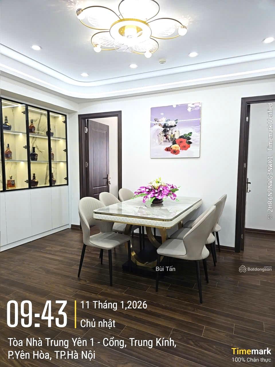 Bán gấp căn hộ chung cư tòa Trung Yên I DT 134m2, 4 PN, 3 wc, căn góc view thoáng, nội thất mới đẹp